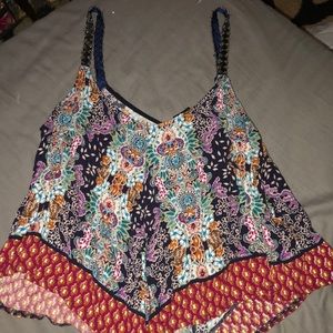 patterned tank